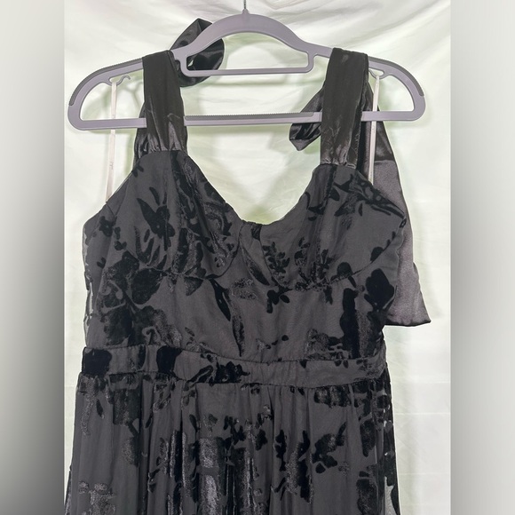 Lulus Sweet Essence Black Floral Burnout Velvet Tie-Strap Midi Dress - Picture 7 of 10